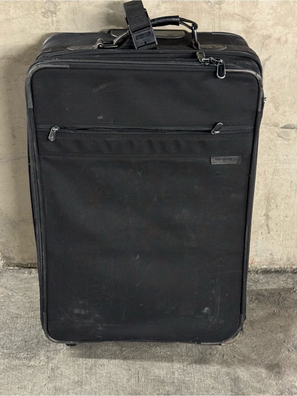 Briggs & Riley Black Men's Carry-On Travel Luggage Needs Repair
